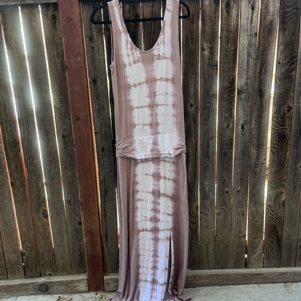 VENUS Cream Maxi Dress